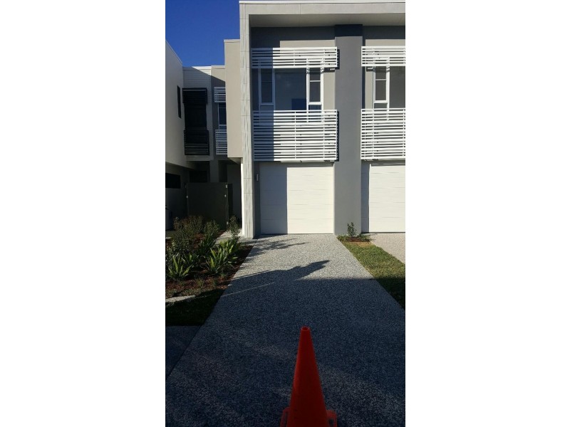 @ Manhattan Avenue, Robina QLD 4226