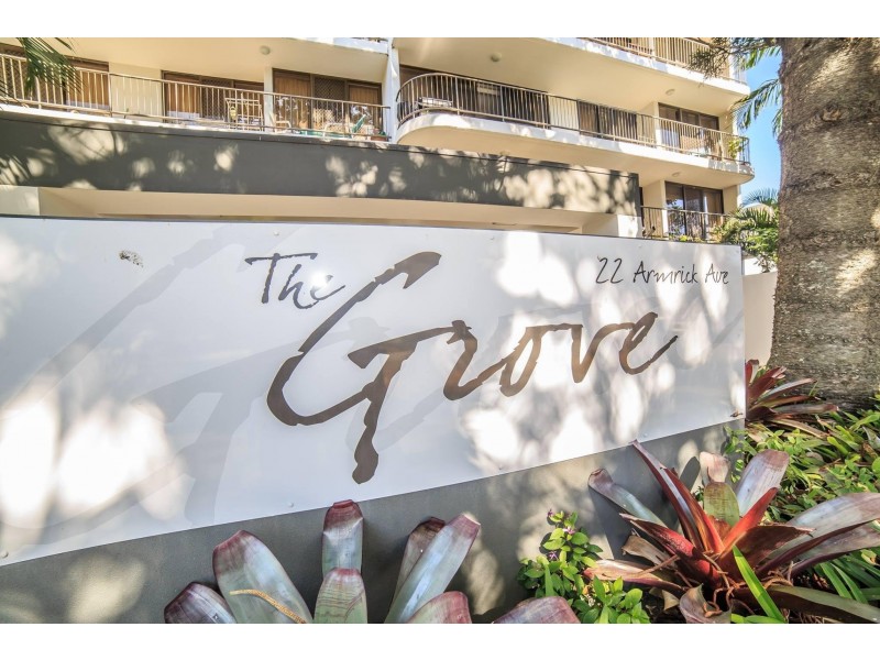 22 Armrick Avenue, Broadbeach QLD 4218