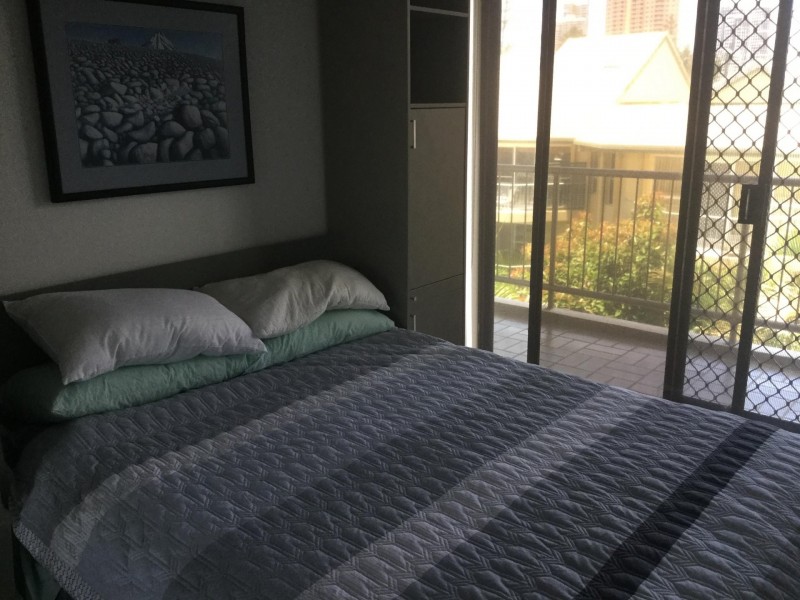 22 Armrick Avenue, Broadbeach QLD 4218
