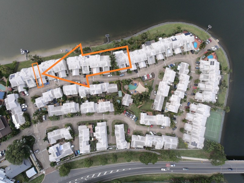 08/300 Cottesloe, Mermaid Waters QLD 4218