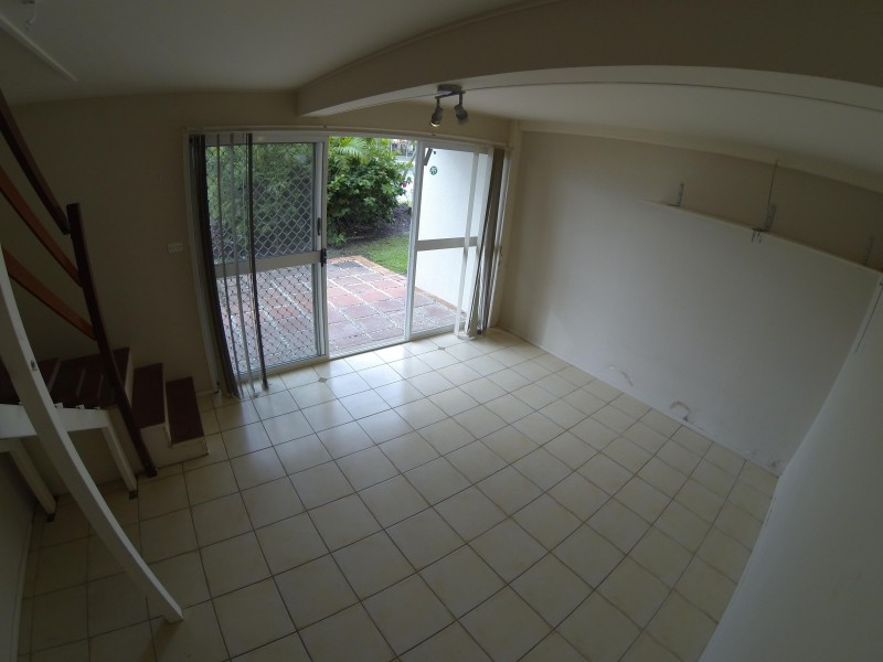 08/300 Cottesloe, Mermaid Waters QLD 4218