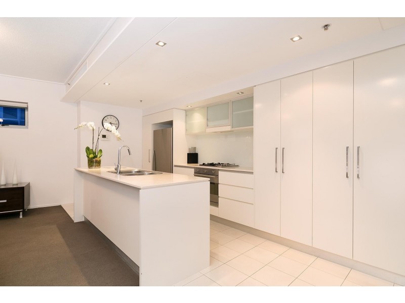 30 Macrossan Street, Brisbane QLD 4000