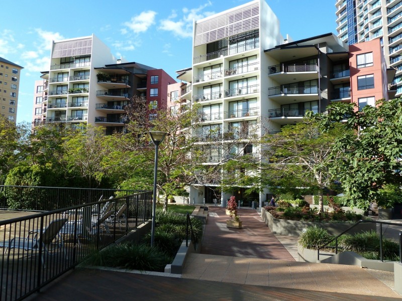 92/15 Goodwin Street, Kangaroo Point QLD 4169