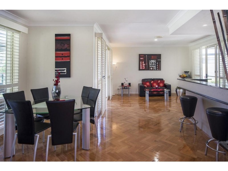 192 Easthill Drive, Robina QLD 4226