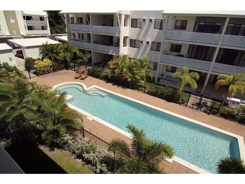 Unit 8/44 Pease St, Manoora QLD 4870