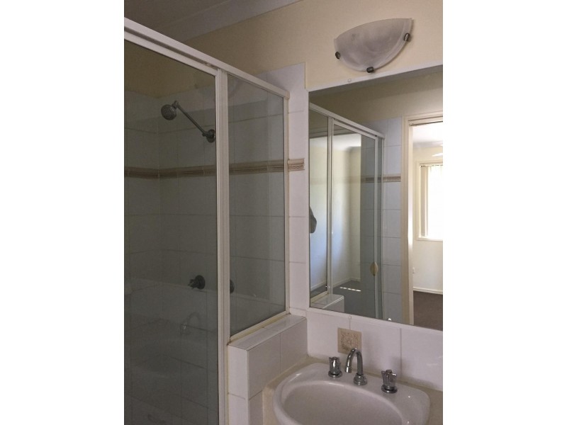 57/316 Long St East, Graceville QLD 4075