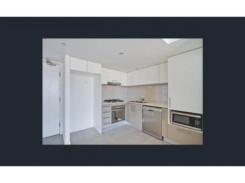 56 Scarborough St, Southport QLD 4215