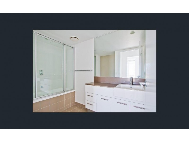 56 Scarborough St, Southport QLD 4215