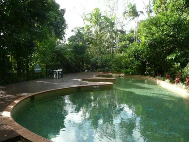 Unit 11/5-15 McGregor Street, Mooroobool QLD 4870