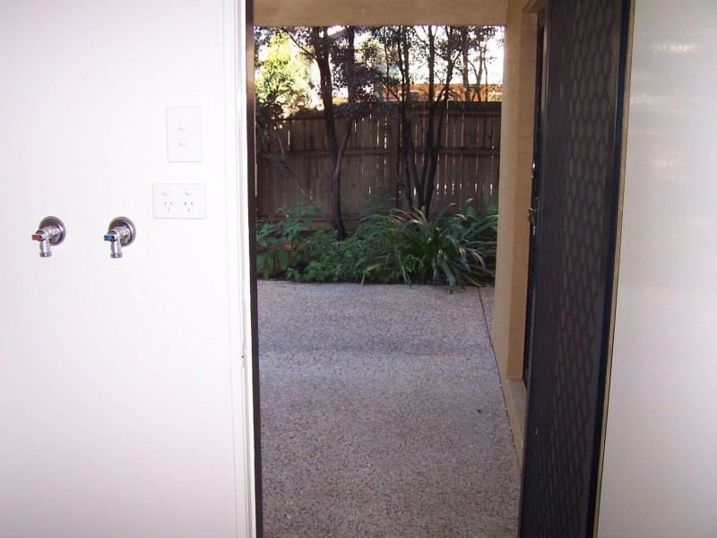 81/316 Long St East, Graceville QLD 4075