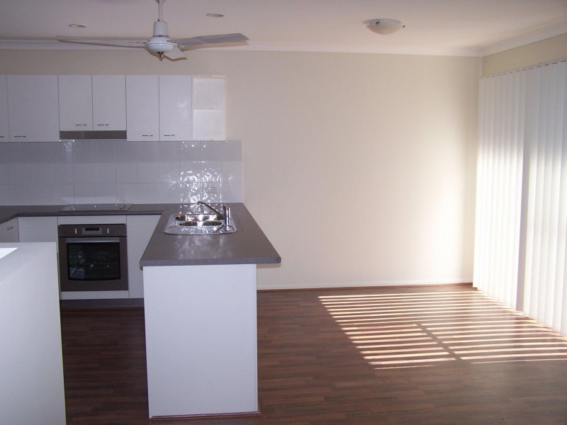 81/316 Long St East, Graceville QLD 4075