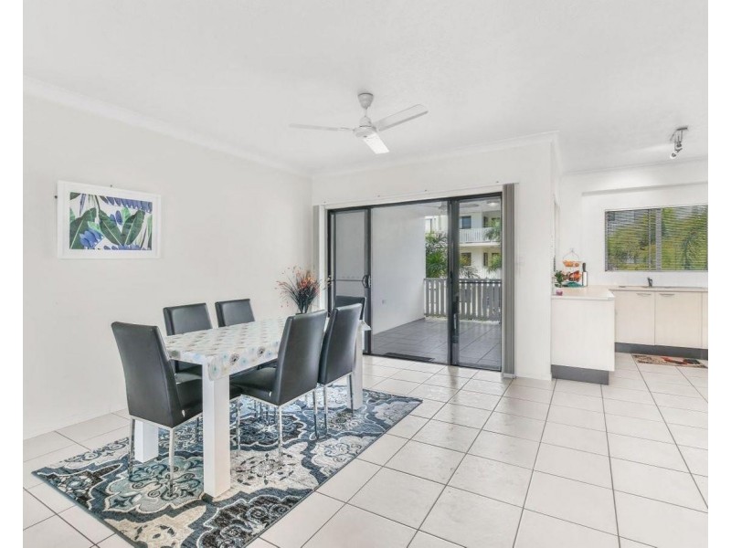 Unit 3/44 Pease St, Manoora QLD 4870