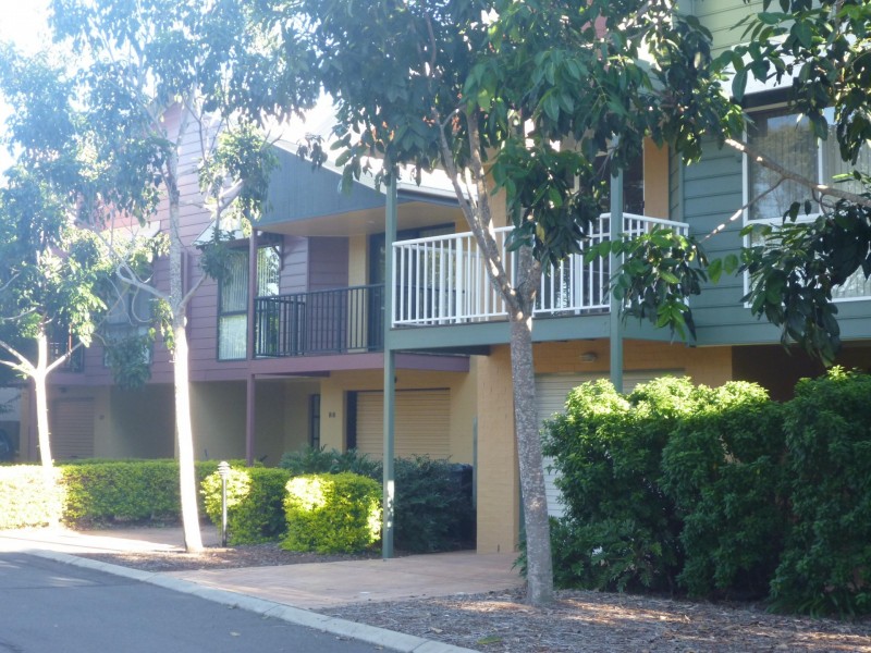 45/316 Long St East, Graceville QLD 4075