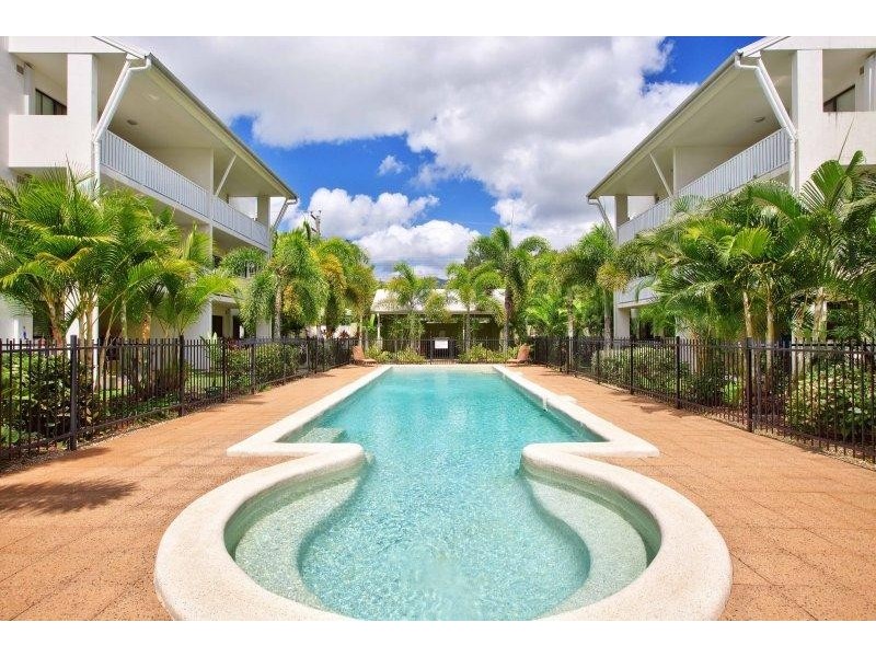 Unit 2/44 Pease St, Manoora QLD 4870