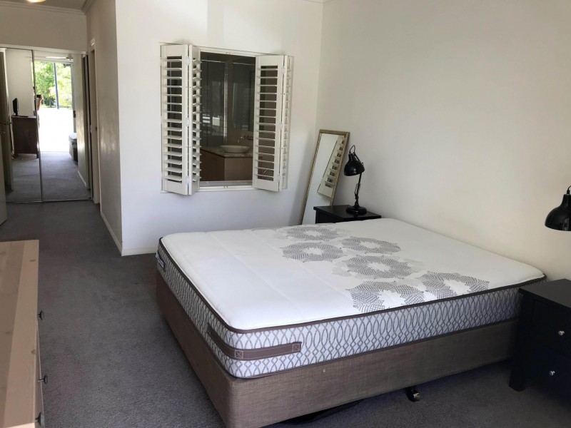 Varsity Lakes QLD 4227