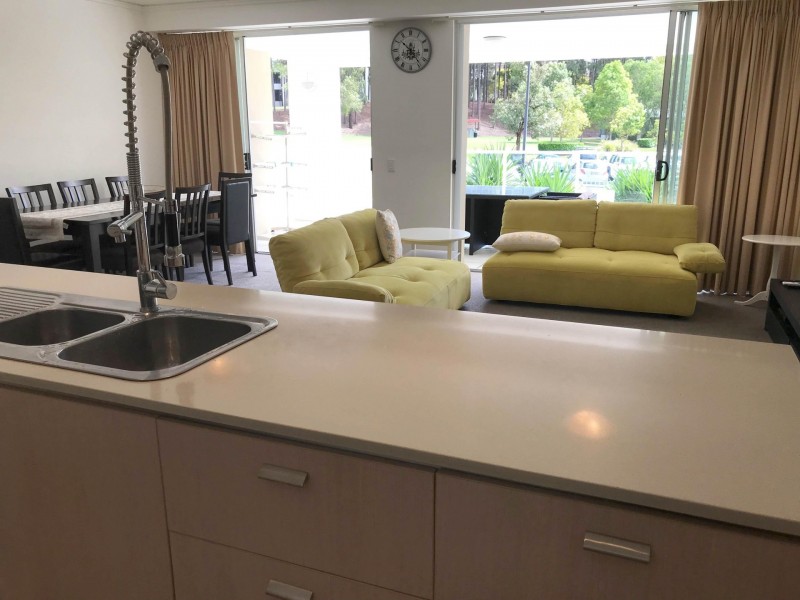 Varsity Lakes QLD 4227