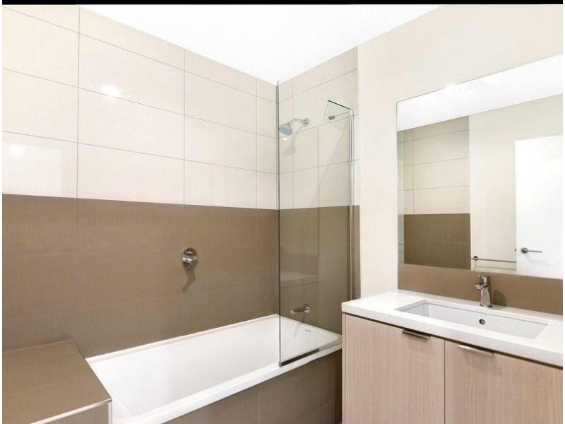 3400 Panorama Drive, Carrara QLD 4211