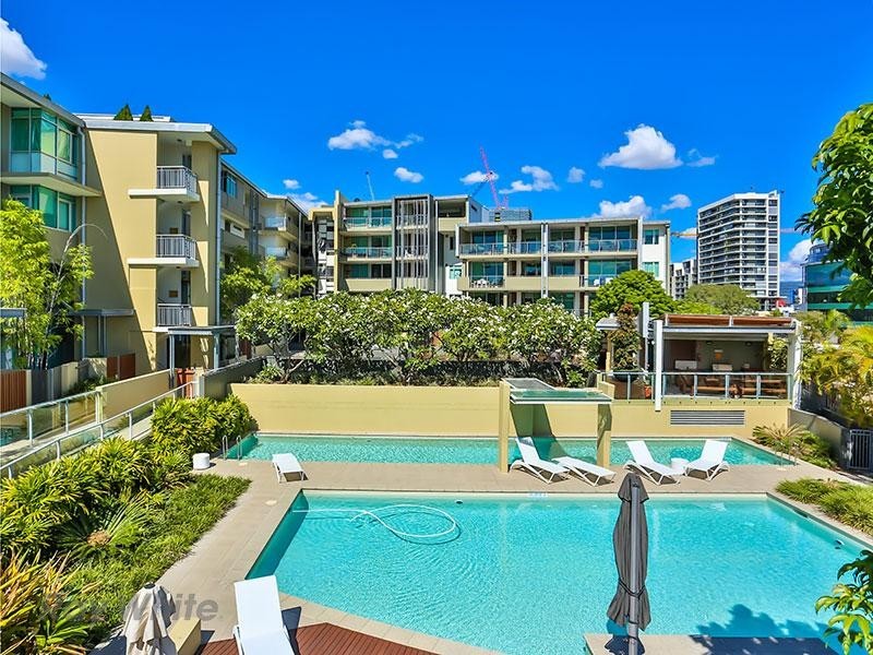 20 Newstead Terrace, Newstead QLD 4006