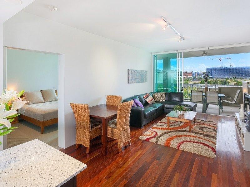20 Newstead Terrace, Newstead QLD 4006