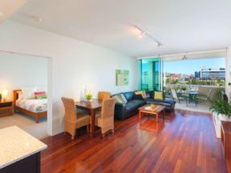 20 Newstead Terrace, Newstead QLD 4006