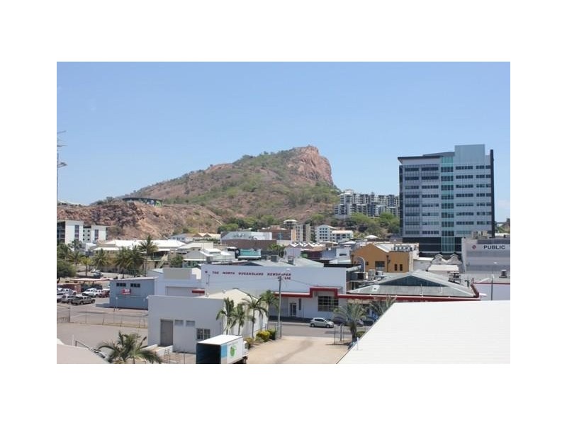 40/8-32 Stanley Street, Townsville City QLD 4810