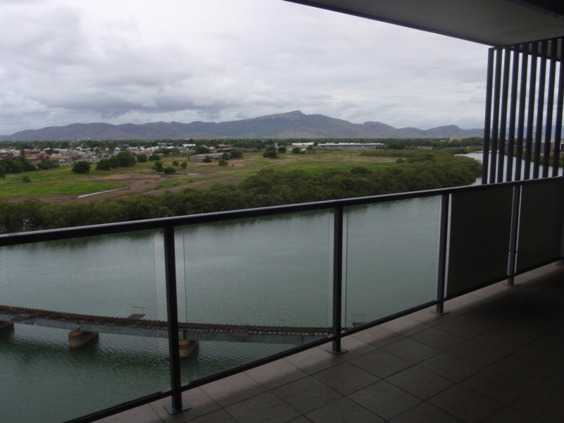 40/8-32 Stanley Street, Townsville City QLD 4810