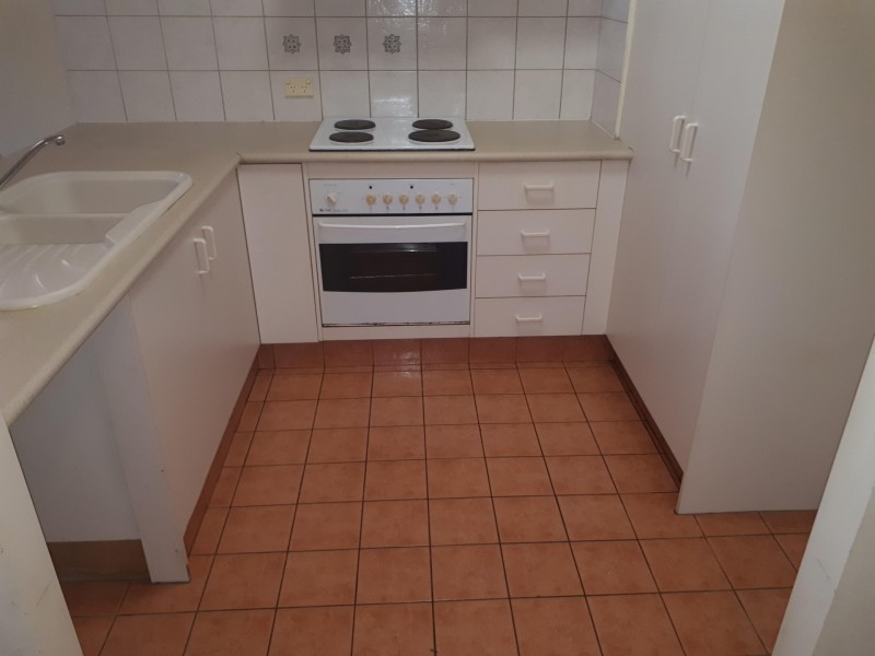 Unit 24/12 Spendelove Avenue, Southport QLD 4215