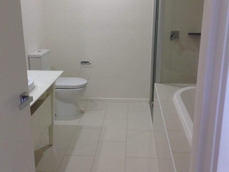 40 Easthill Drive, Robina QLD 4226