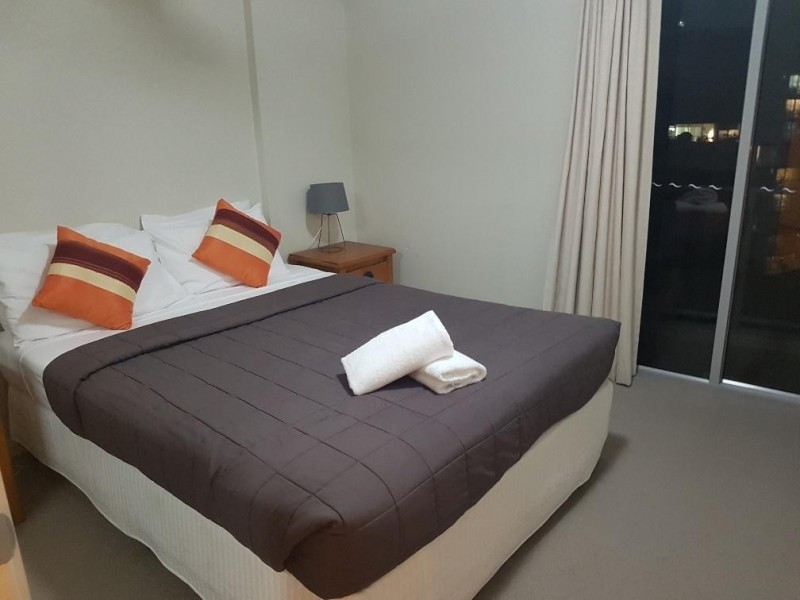 21/21-31 CYPRESS AVENUE, Surfers Paradise QLD 4217