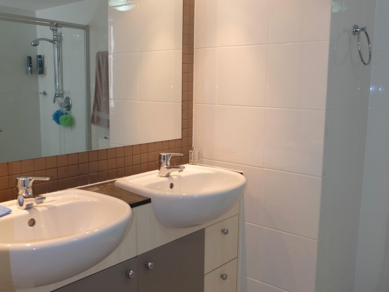 21/21-31 CYPRESS AVENUE, Surfers Paradise QLD 4217