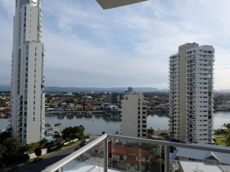 21/21-31 CYPRESS AVENUE, Surfers Paradise QLD 4217