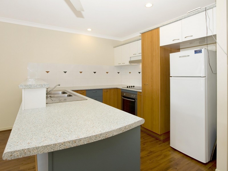 60/316 Long St East, Graceville QLD 4075