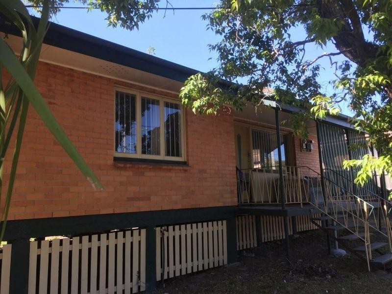 77 Ewing Road, Woodridge QLD 4114