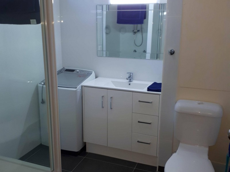 21-25 Old Burleigh Road, Surfers Paradise QLD 4217