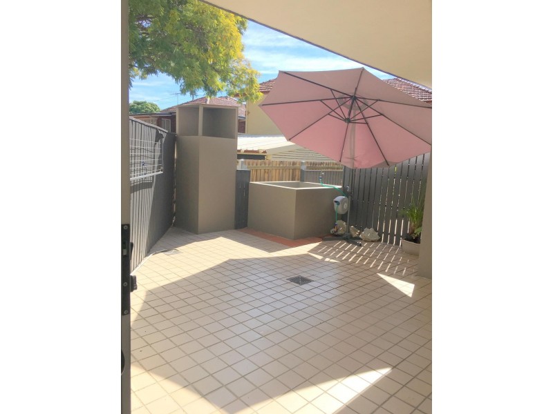 2/81 Annerley Road, South Brisbane QLD 4101