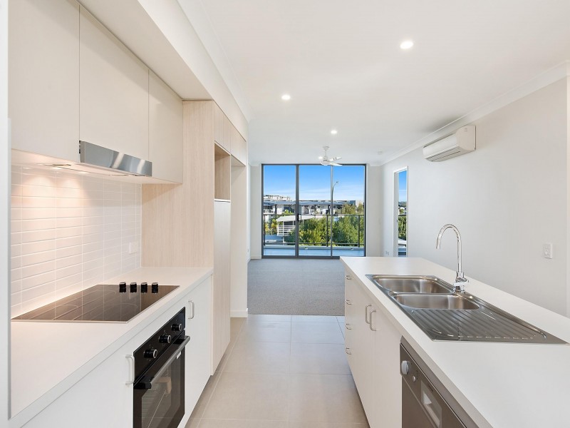 65-67 Regatta Boulevarde, Birtinya QLD 4575