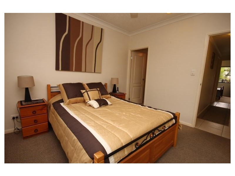 13/44 Pease St, Manoora QLD 4870