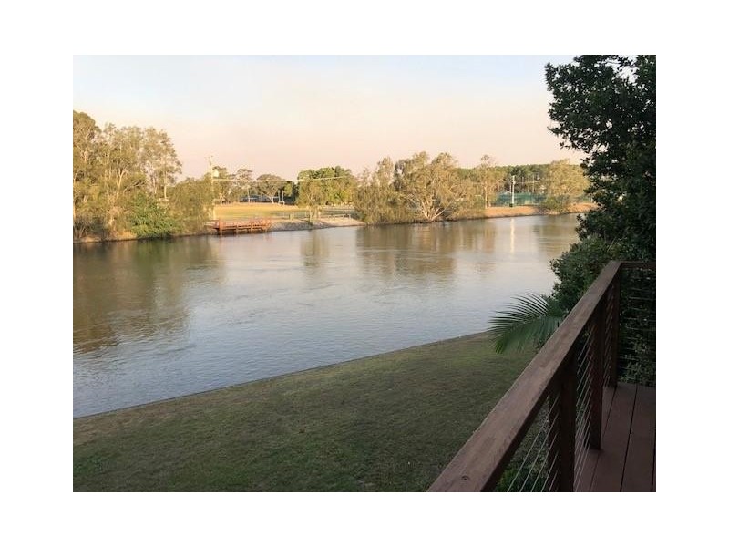 116/215 Cottesloe Drive, Mermaid Waters QLD 4218