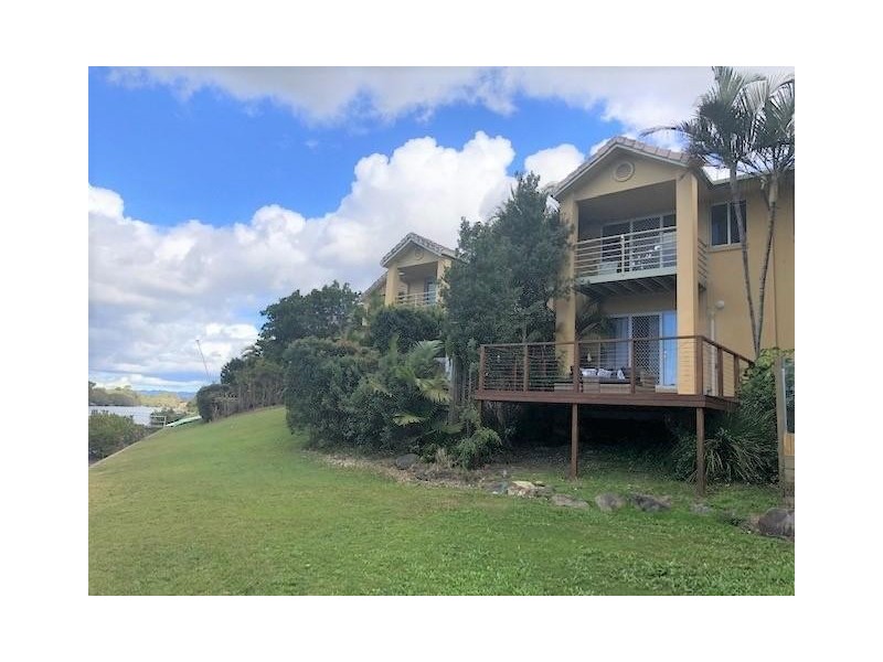 116/215 Cottesloe Drive, Mermaid Waters QLD 4218