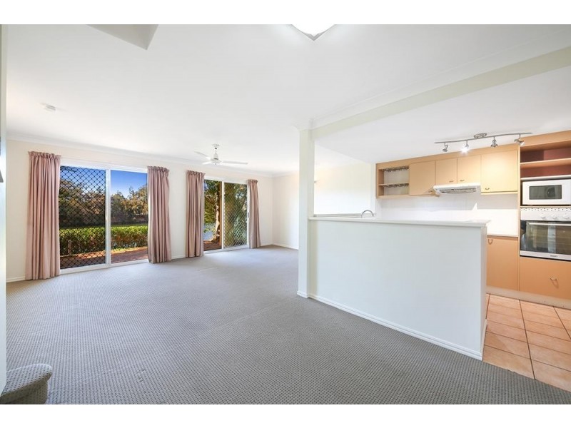 176/215 Cottesloe Drive, Mermaid Waters QLD 4218