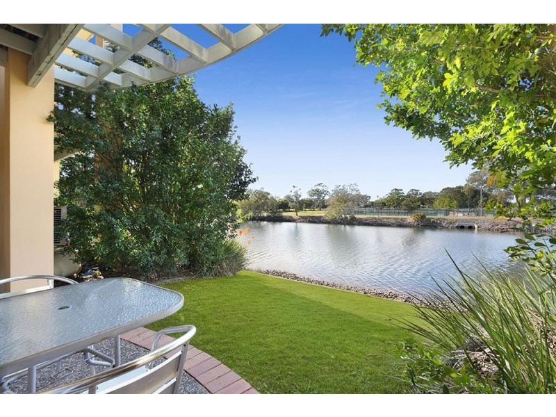 66/215 Cottesloe Drive, Mermaid Waters QLD 4218