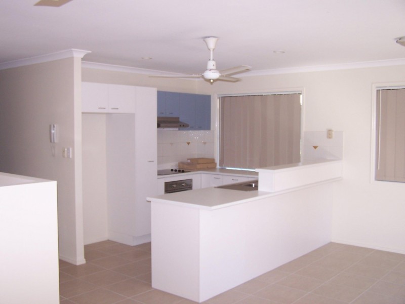 37/316 Long St East, Graceville QLD 4075