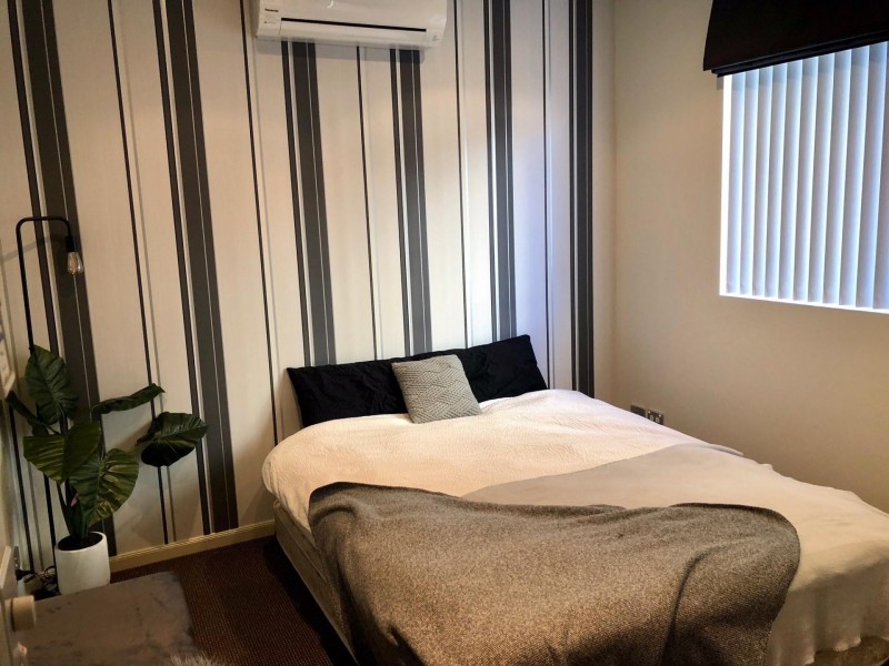 60 Brighton Parade, Southport QLD 4215