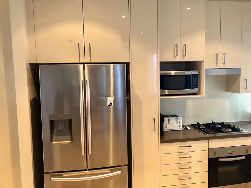 60 Brighton Parade, Southport QLD 4215