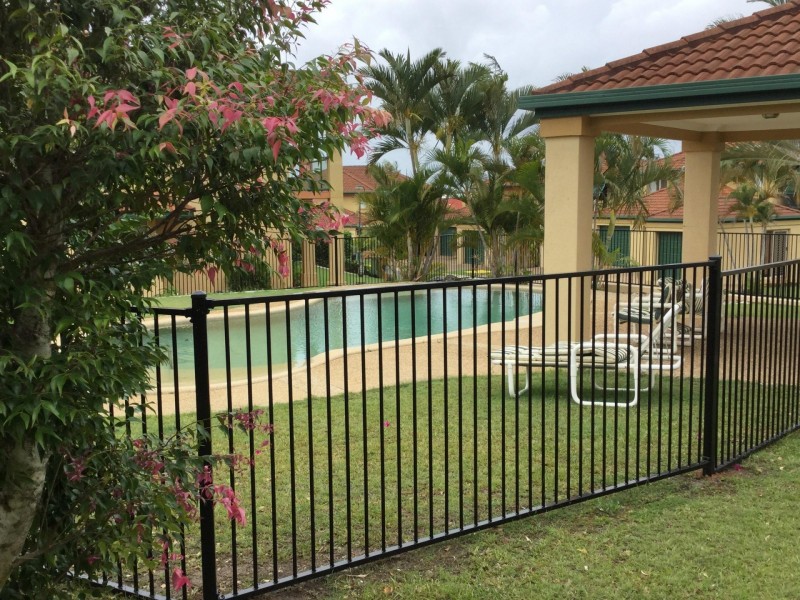 B @/152 Palm Meadows Drive, Carrara QLD 4211