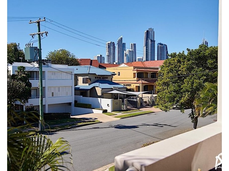 Chevron Island QLD 4217