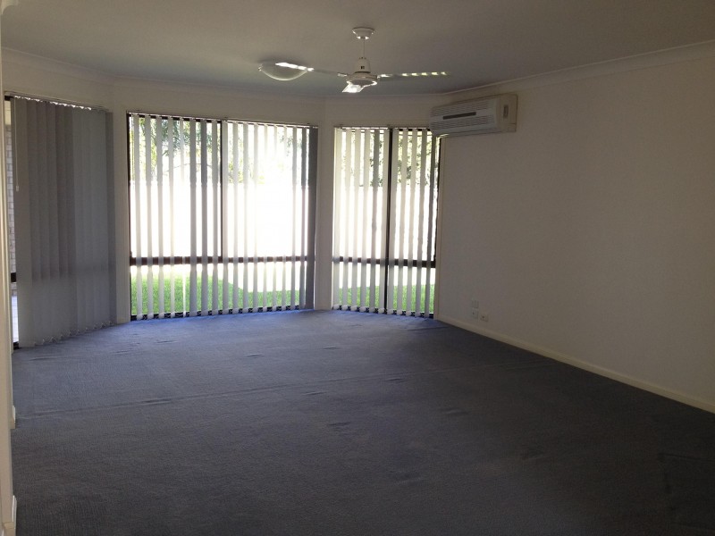 71 Highcrest Circuit, Molendinar QLD 4214