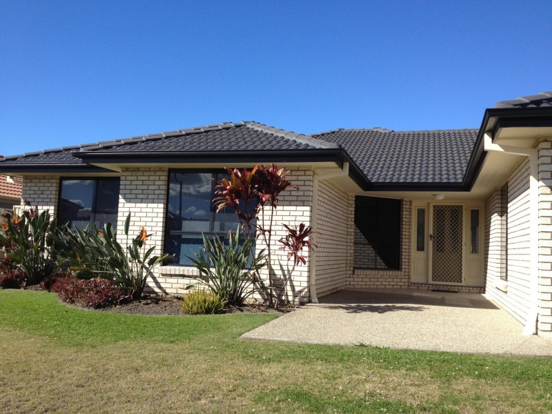 71 Highcrest Circuit, Molendinar QLD 4214