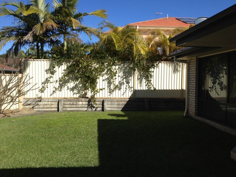 71 Highcrest Circuit, Molendinar QLD 4214