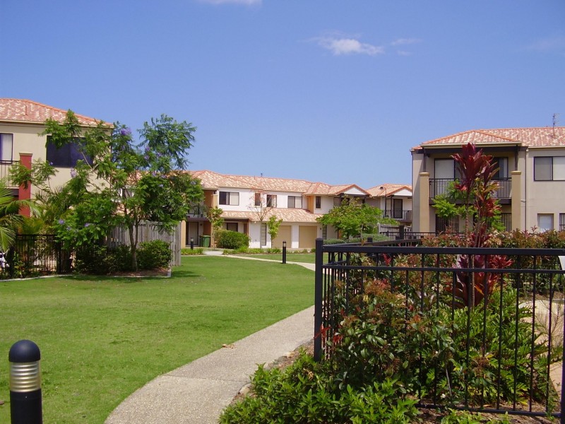 Varsity Lakes QLD 4227